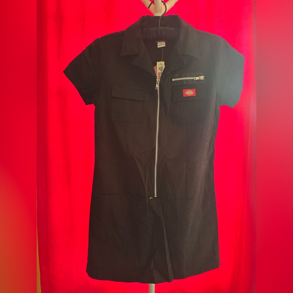 Dickies Red and White Logo Tag